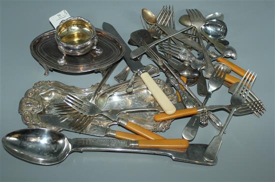 George III teapot stand (a.f.), 2 Georgian bun salts, 2 silver spoons, a pickle fork and a small quantity of plated flatware includi...